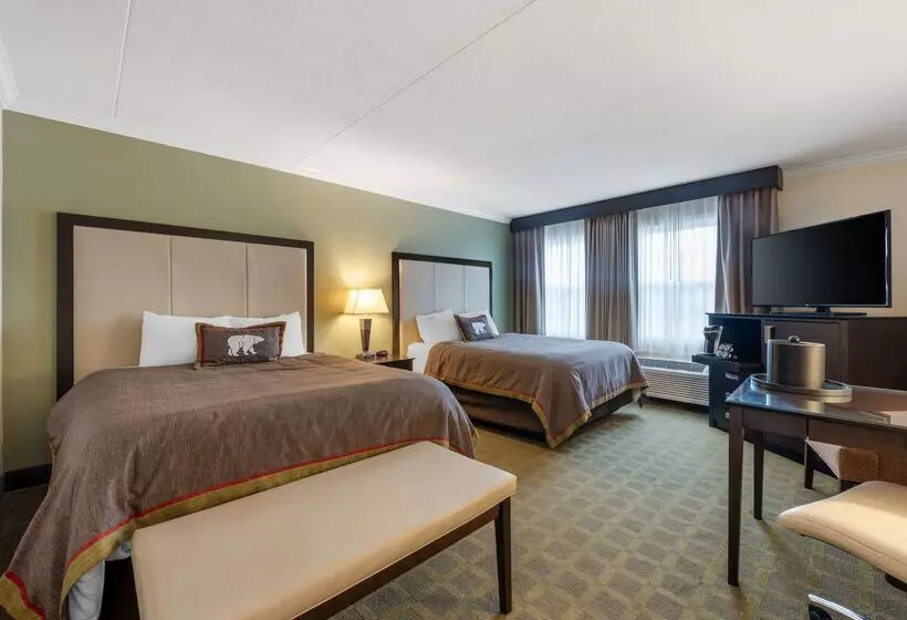 Hotelli Best Western Plus White Bear Country Inn