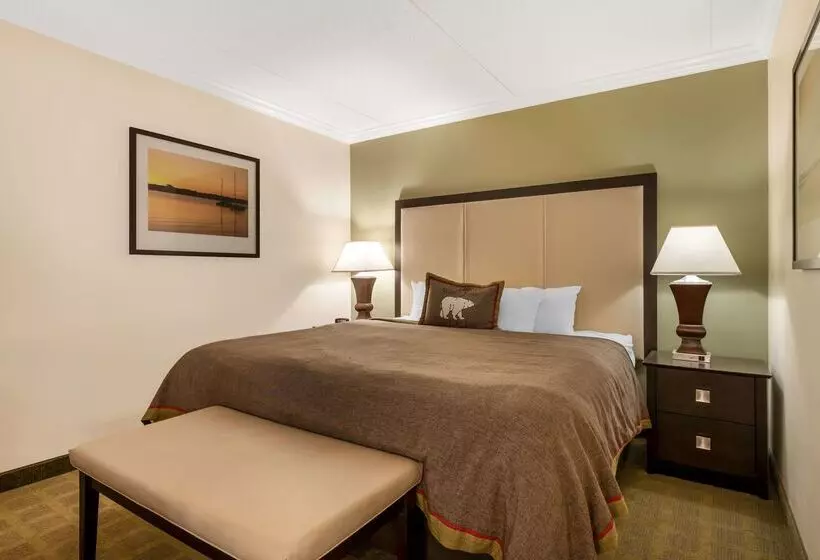 Hotelli Best Western Plus White Bear Country Inn