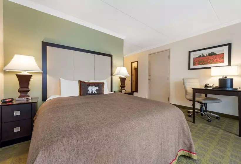 Hotelli Best Western Plus White Bear Country Inn