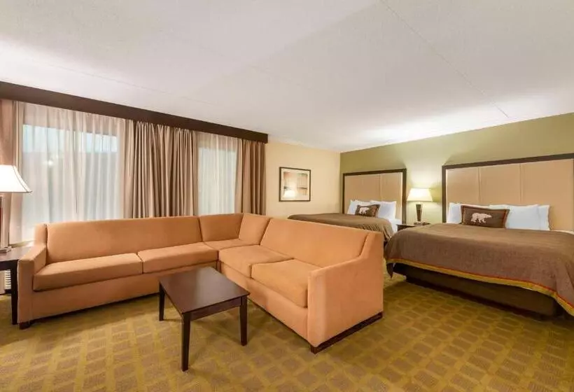 Hotelli Best Western Plus White Bear Country Inn