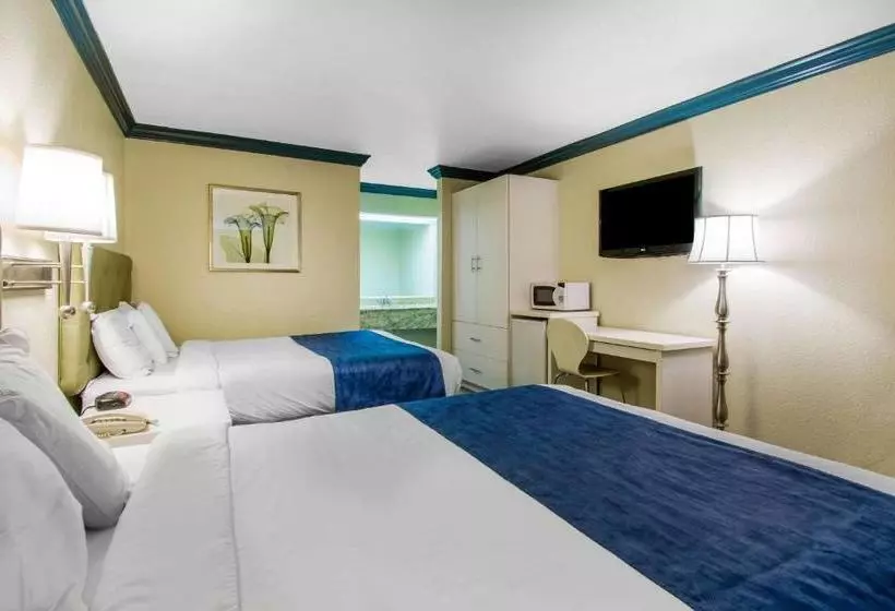 ホテル Quality Inn Clermont West Kissimmee