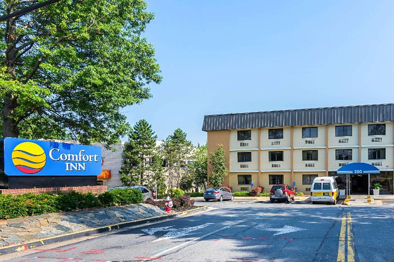 فندق Comfort Inn Herndon Reston