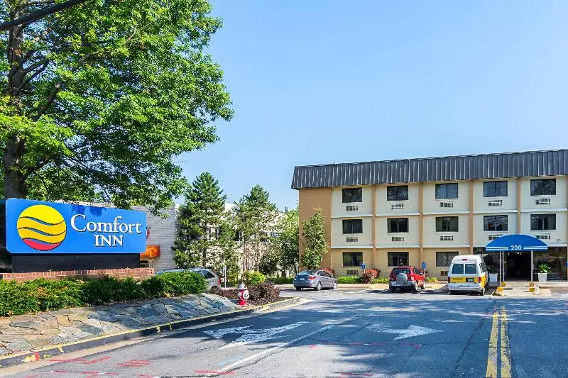 ホテル Comfort Inn Herndon Reston