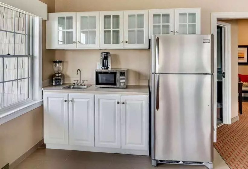 בית מלון כפרי Comfort Suites Chincoteague Island Bayfront Resort