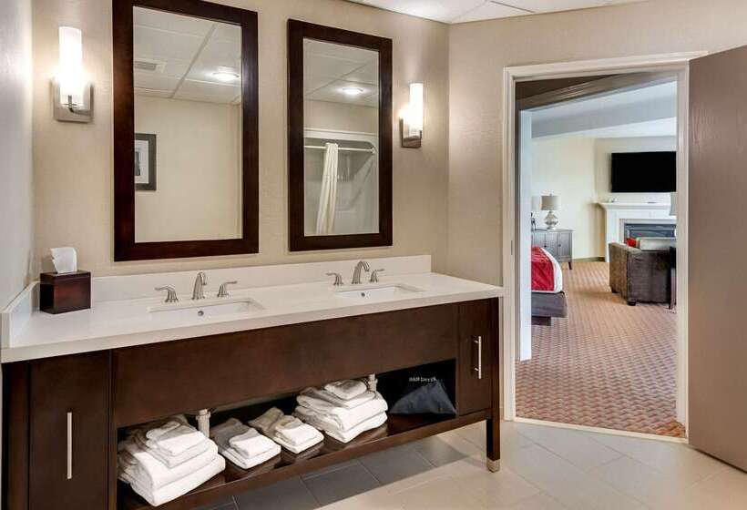 酒店 Comfort Suites Chincoteague Island Bayfront Resort