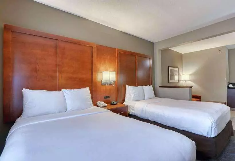 هتل Comfort Suites Madison West
