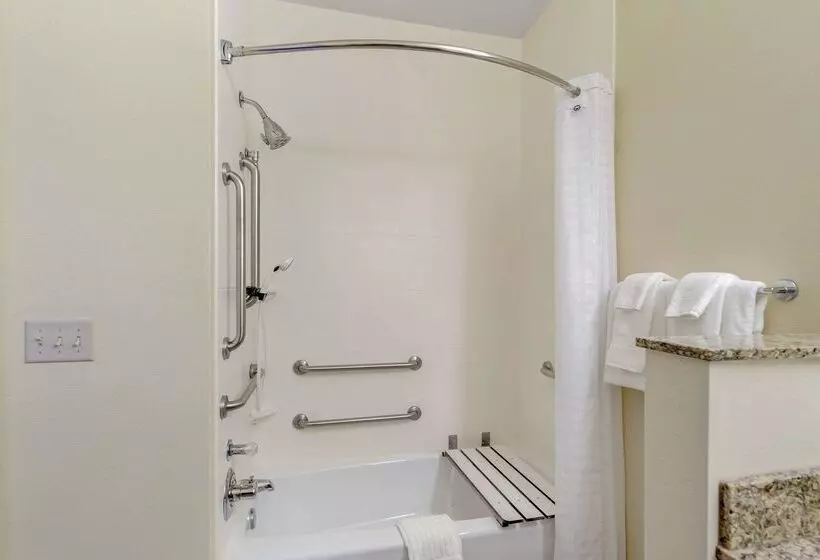 호텔 Comfort Suites Normal University Area