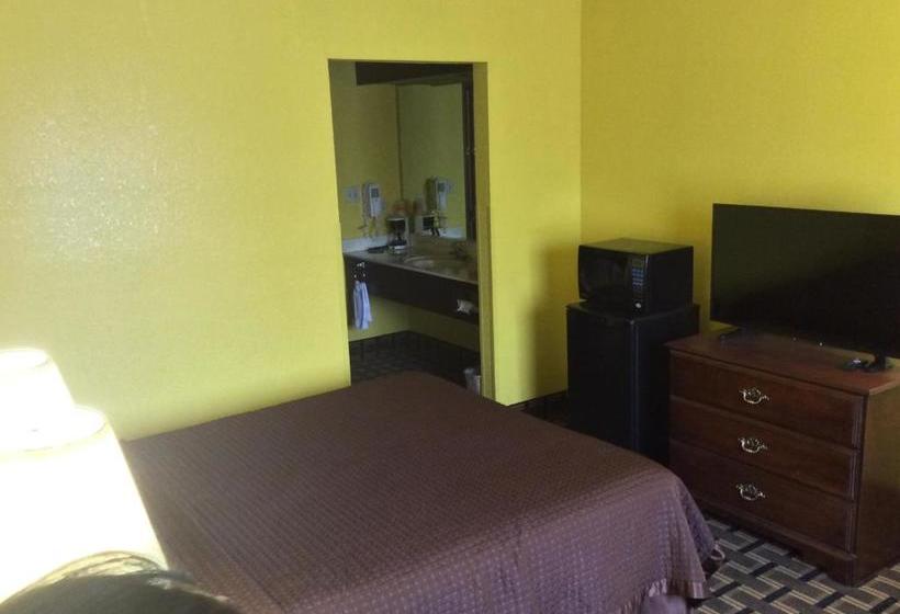 فندق Country Hearth Inn & Suites Bowling Green