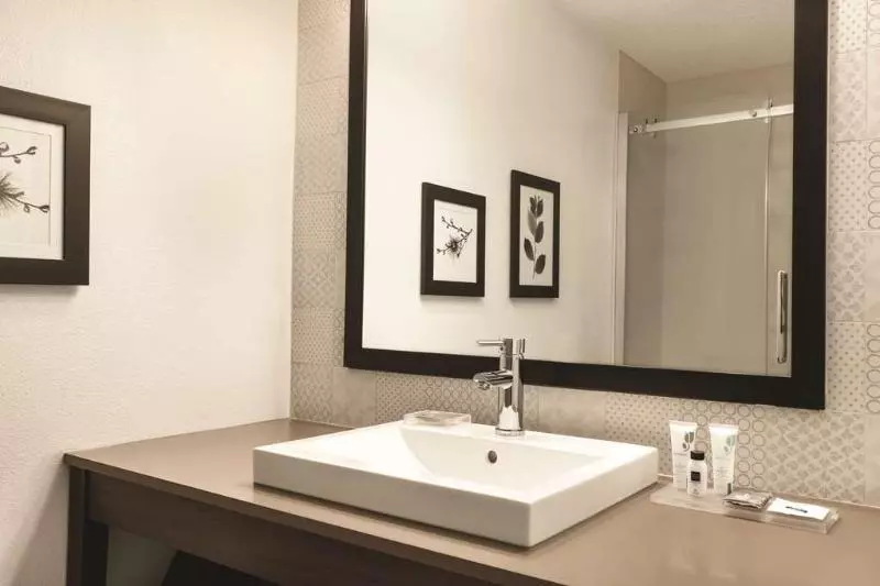 בית מלון כפרי Country Inn & Suites By Radisson, Buffalo, Mn