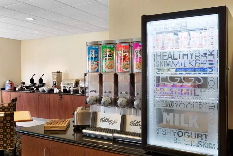 ホテル Country Inn & Suites By Radisson, Evansville, In