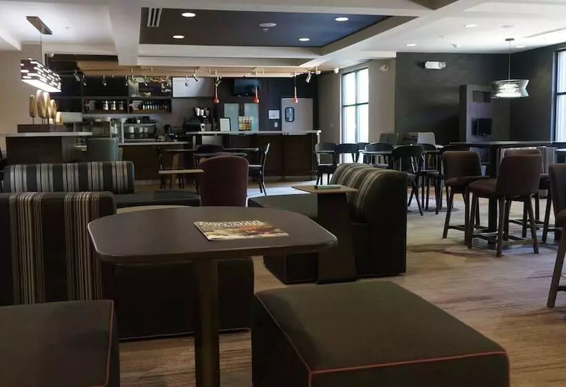 هتل Courtyard By Marriott Columbia Northeast/fort Jackson Area