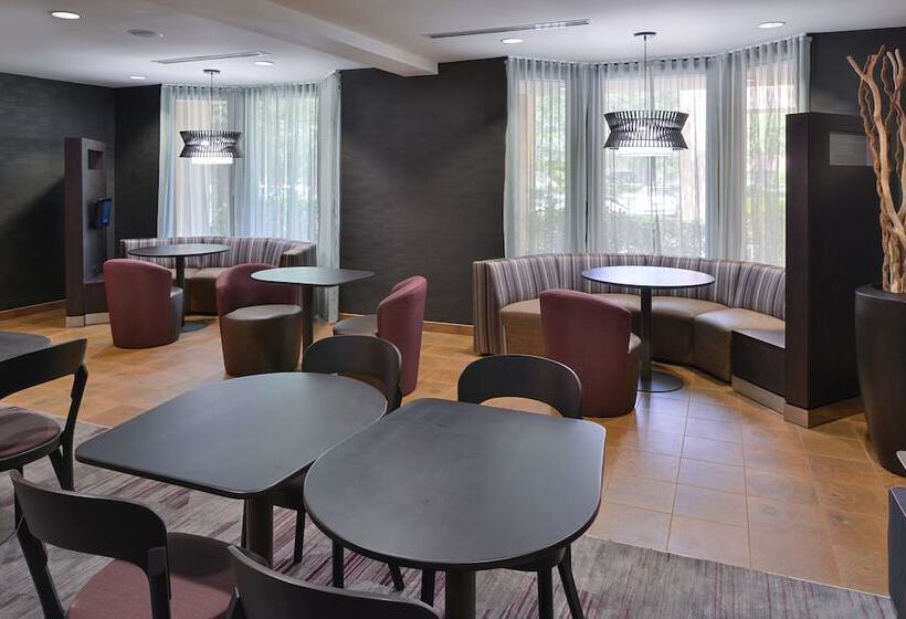 فندق Courtyard By Marriott Columbia Northeast/fort Jackson Area