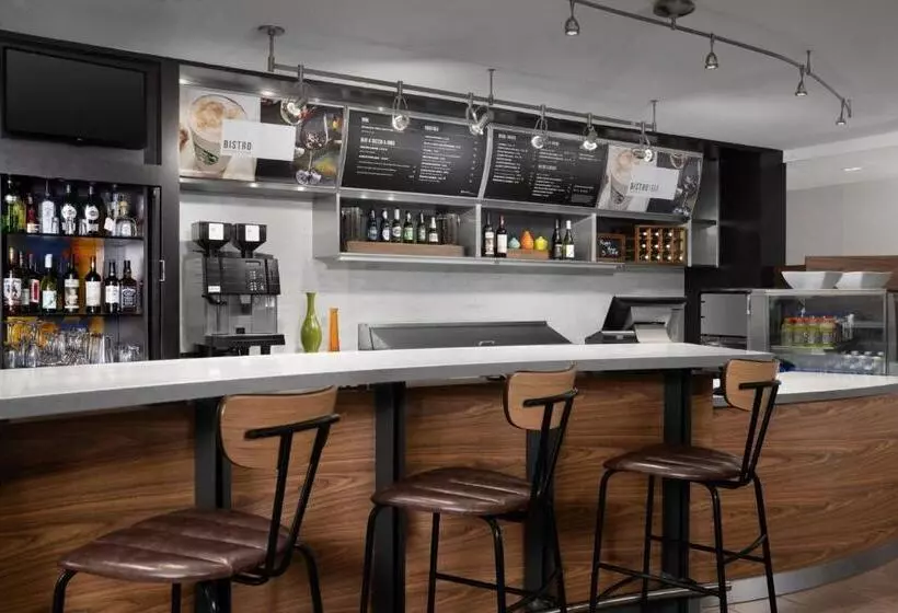 ホテル Courtyard By Marriott Orlando East/ucf Area