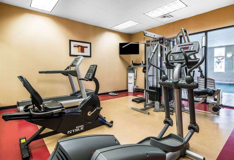 ホテル Quality Inn & Suites