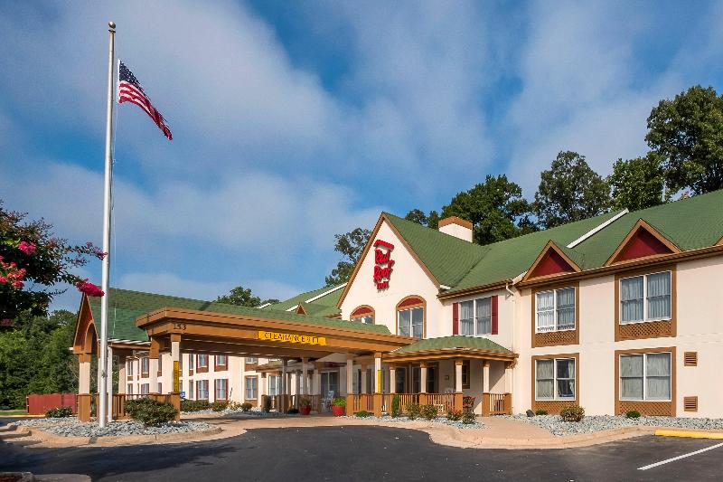 Отель Red Roof Inn & Suites Stafford, Va