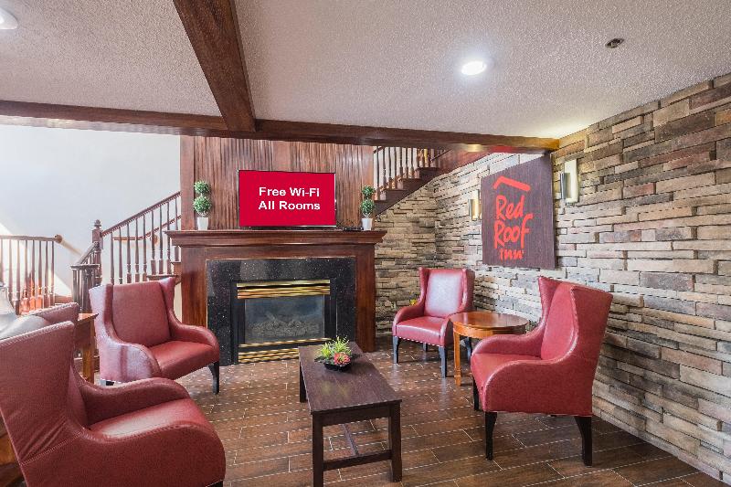 Отель Red Roof Inn & Suites Stafford, Va