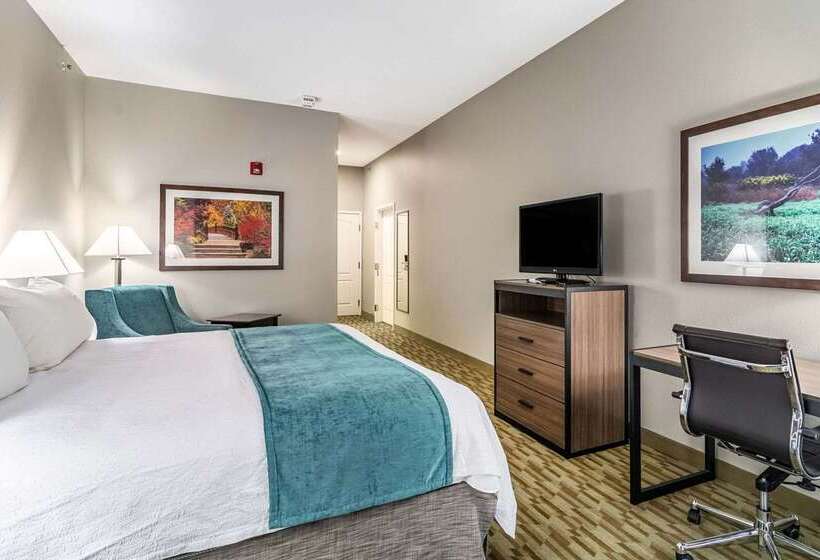 Riverview Inn & Suites, Ascend Hotel Collection