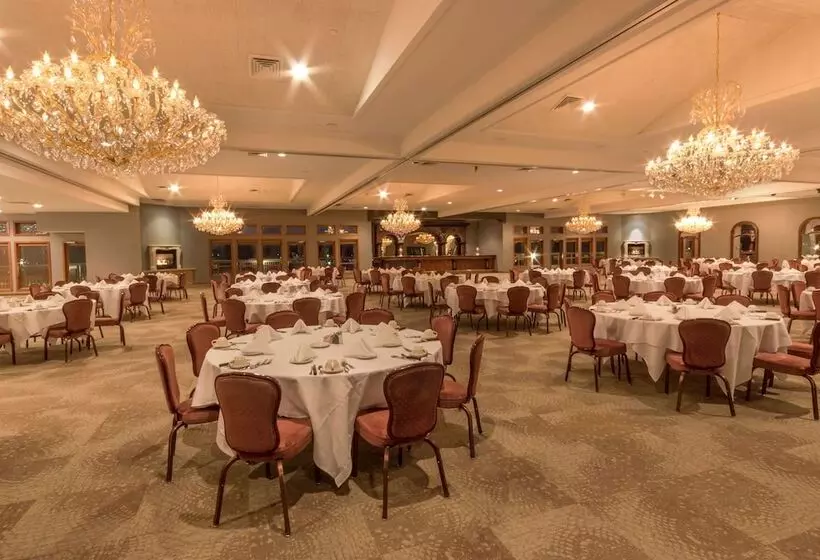 Riverview Inn & Suites, Ascend Hotel Collection