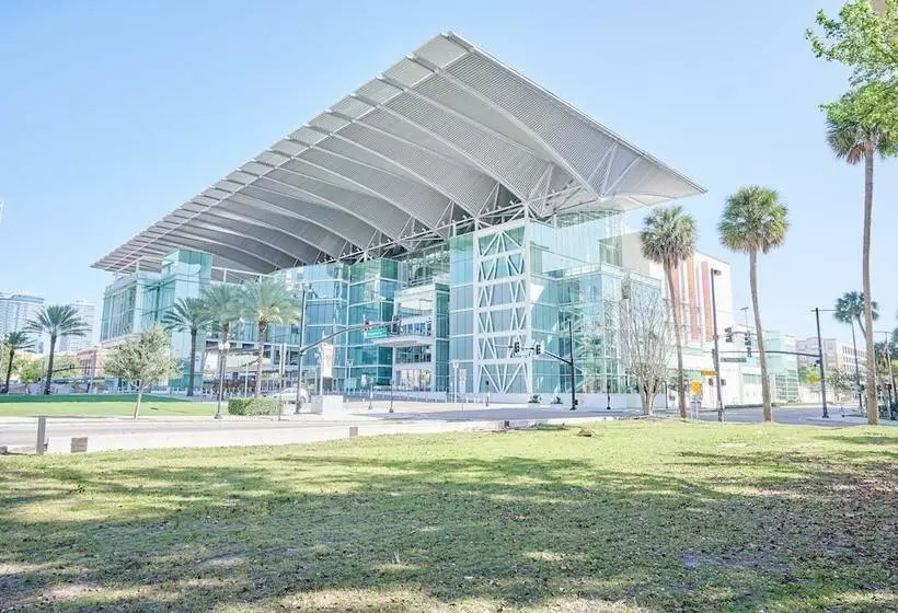 호텔 Sonder Wellborn