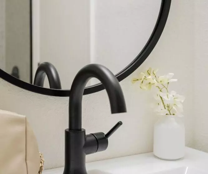 호텔 Sonder Wellborn