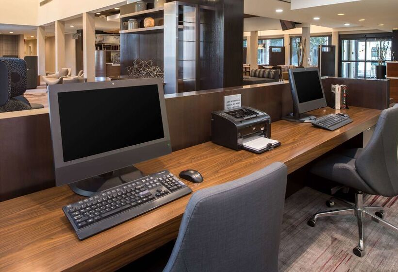 בית מלון כפרי Sonesta Select Seattle Bellevue Redmond