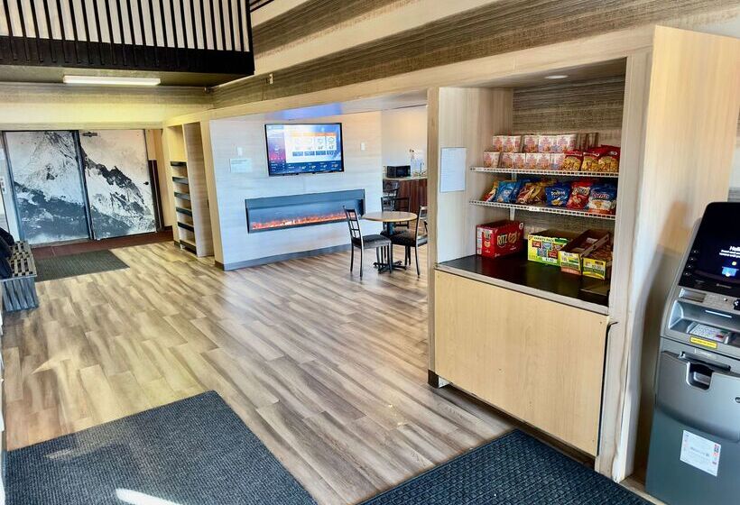 Sylo Hotel Denver Airport, A Ramada By Wyndham