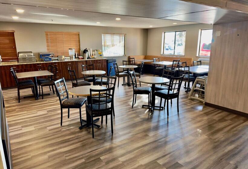 Sylo Hotel Denver Airport, A Ramada By Wyndham