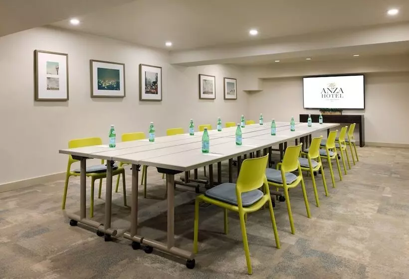 בית מלון כפרי The Anza  A Calabasas