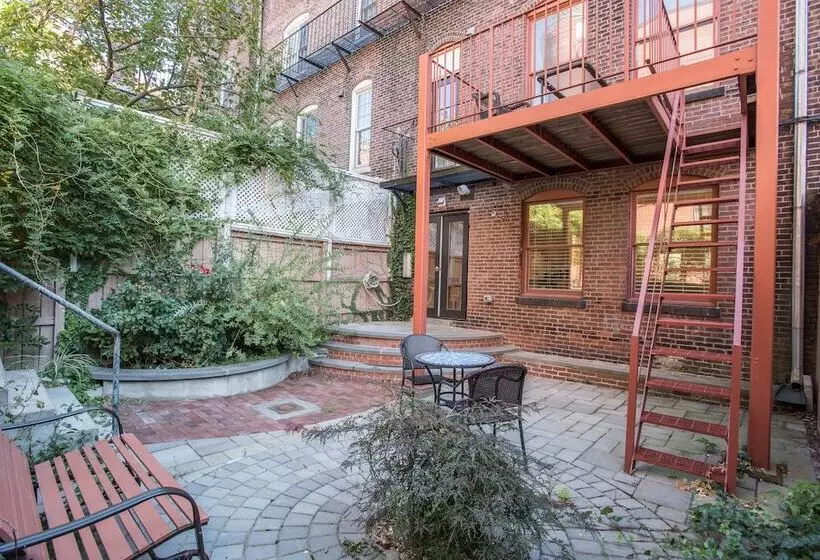 בית מלון כפרי Copley House