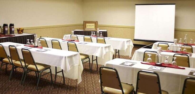 Отель Wildwood Lodge