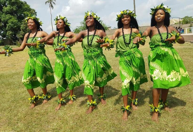 هتل Aloha And Resorts