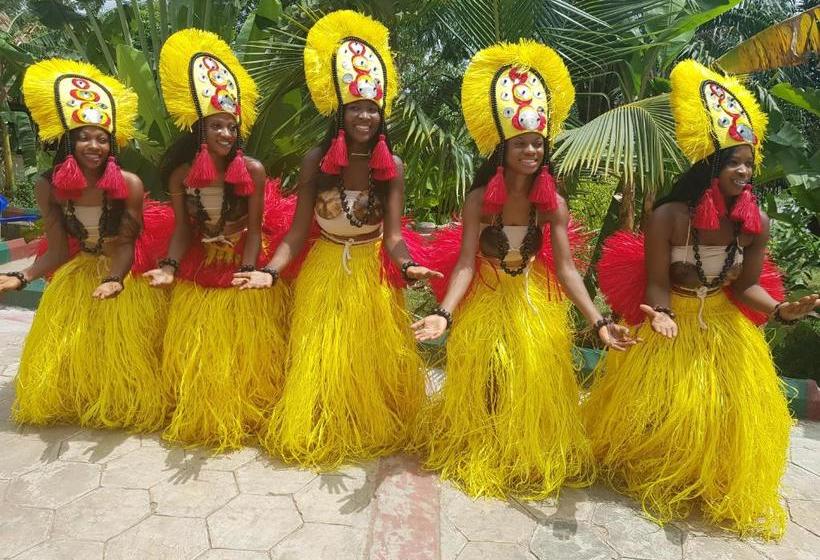 هتل Aloha And Resorts