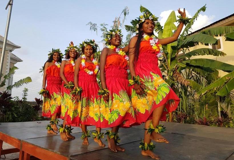 هتل Aloha And Resorts