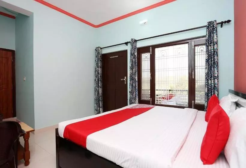 هتل Oyo 19755  Jagdish