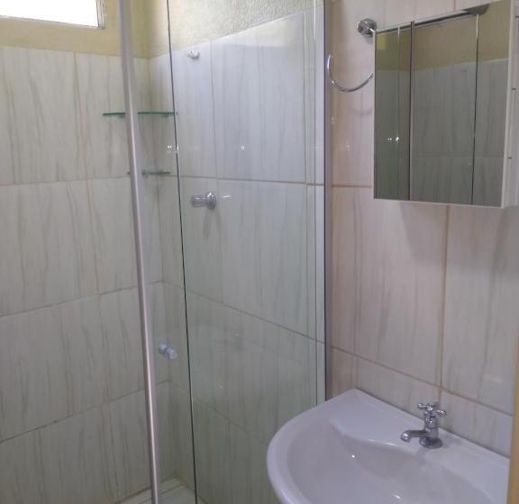 پانسیون Canto Sul Suítes