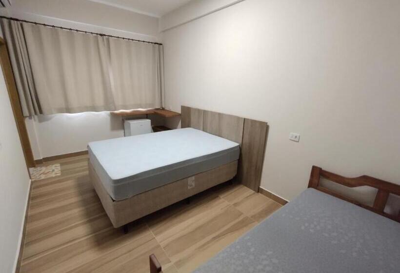 پانسیون Canto Sul Suítes