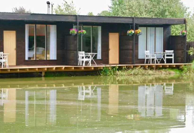 Aamiaismajoitus (B&B) Thewaterfrontlodges