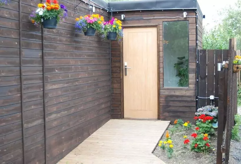 Aamiaismajoitus (B&B) Thewaterfrontlodges