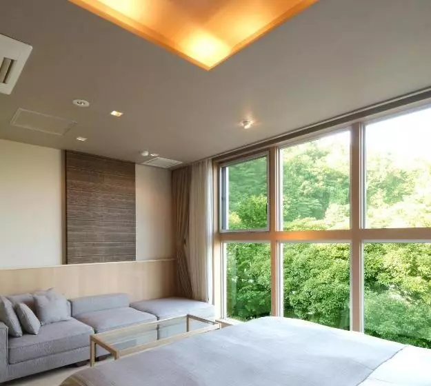 Hotelli Gendairakuen Isehara