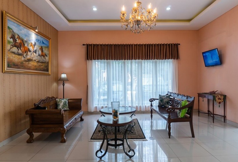 Hotel Oyo 787  Kuwera Inn