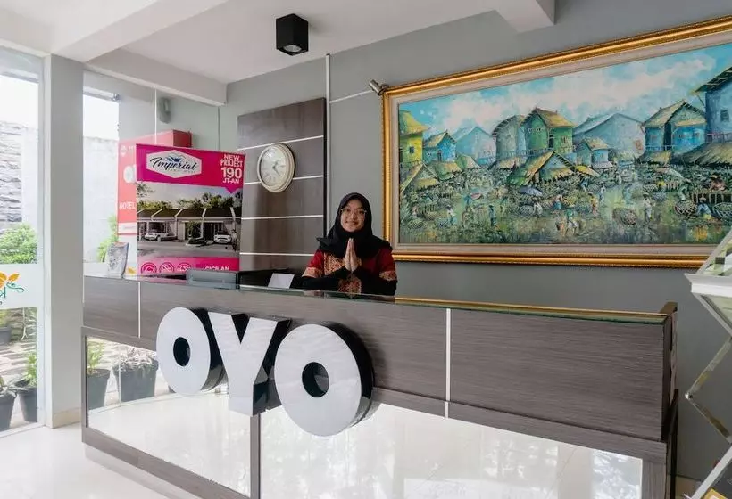 ホテル Oyo 787  Kuwera Inn