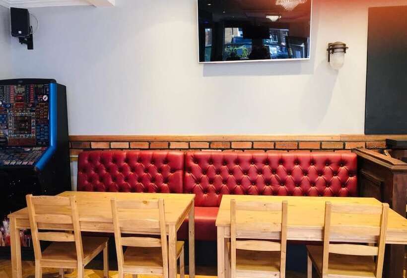 호텔 The Six Bells