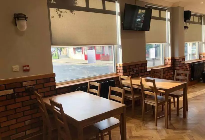 Hotelli The Six Bells