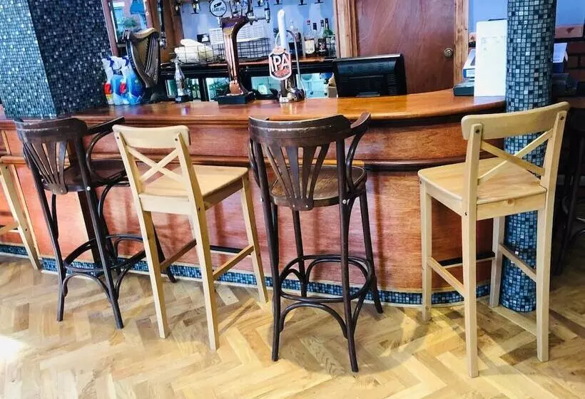 Hotelli The Six Bells