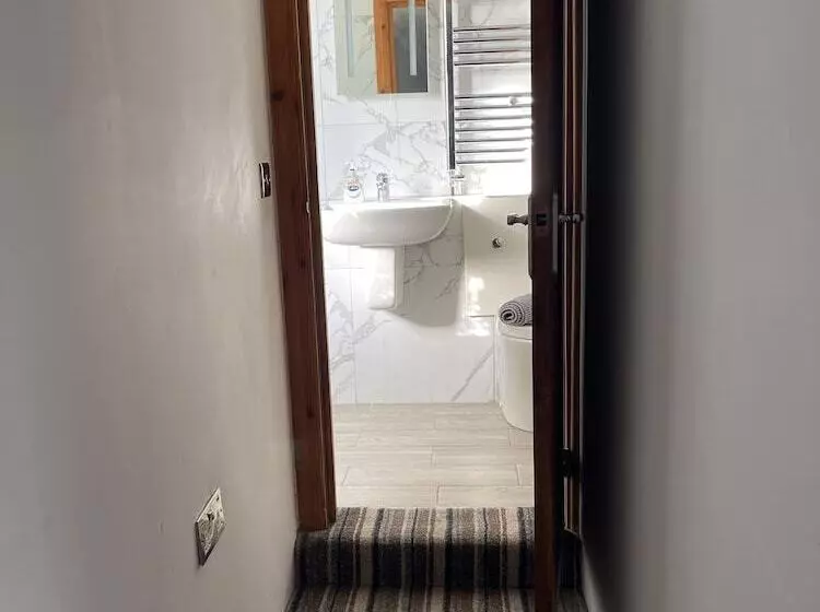 Hotelli The Six Bells