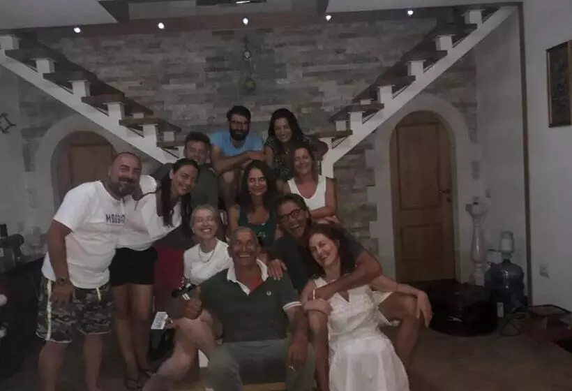 ペンション Bujtina Gjana