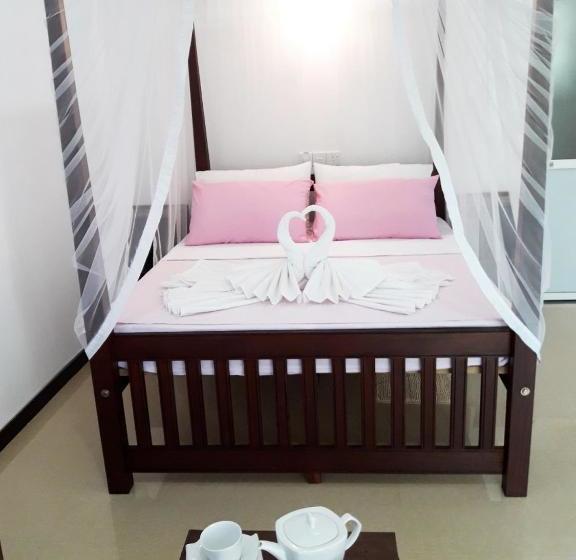 پانسیون Junglevilla