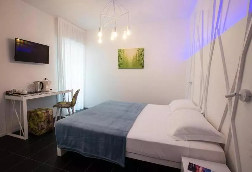 ペンション Sunrise Rooms