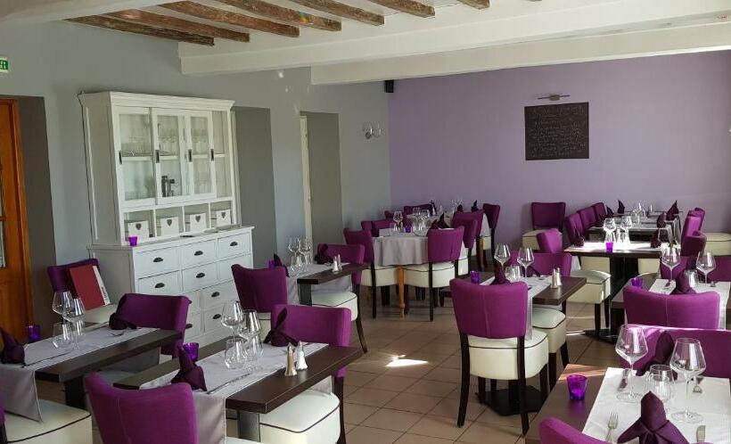 Отель Logis   Hôtel & Restaurant L Envie Des Mets