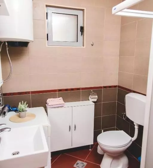 پانسیون Guesthouse Djukanovic